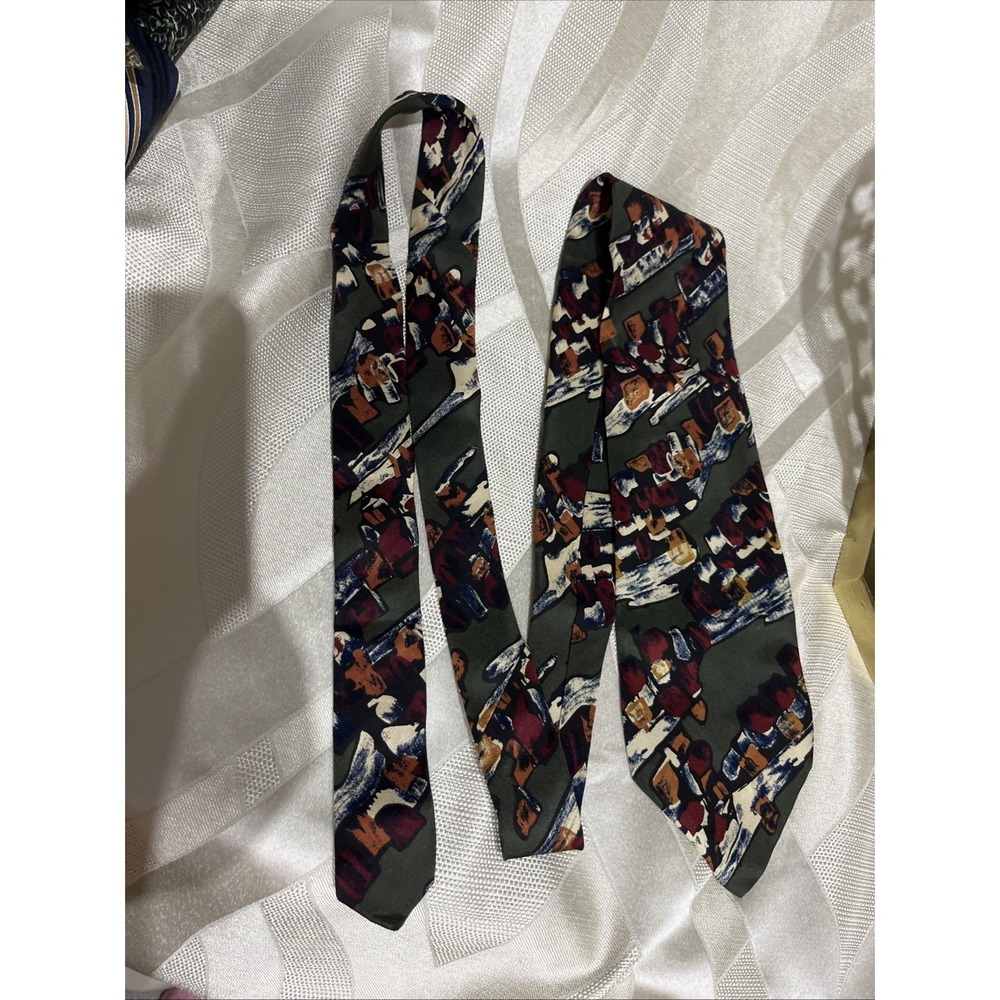 Robert Talbott Green Abstract Camouflage 100% Silk Hand Sewn Wide Width Tie - Picture 4 of 8